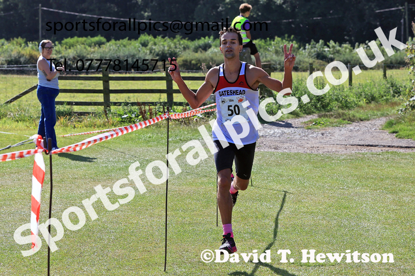 The 2026 Tynedale Jelly Tea 10 Mile Road Race, Matfen, Northumberland. Photo: David T. Hewitson/Sports for All Pics